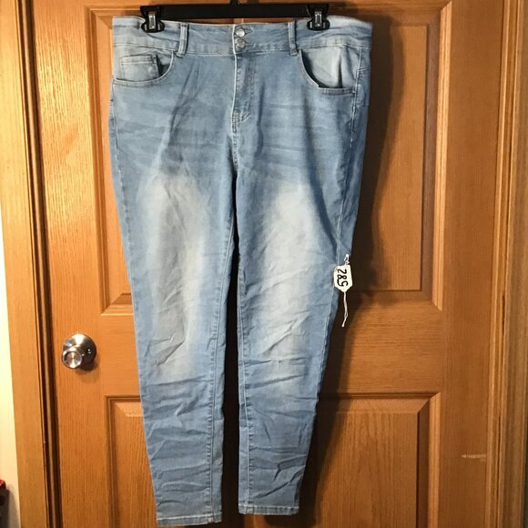 Blue Savvy 18 Blue Jeans - Picture 1 of 2